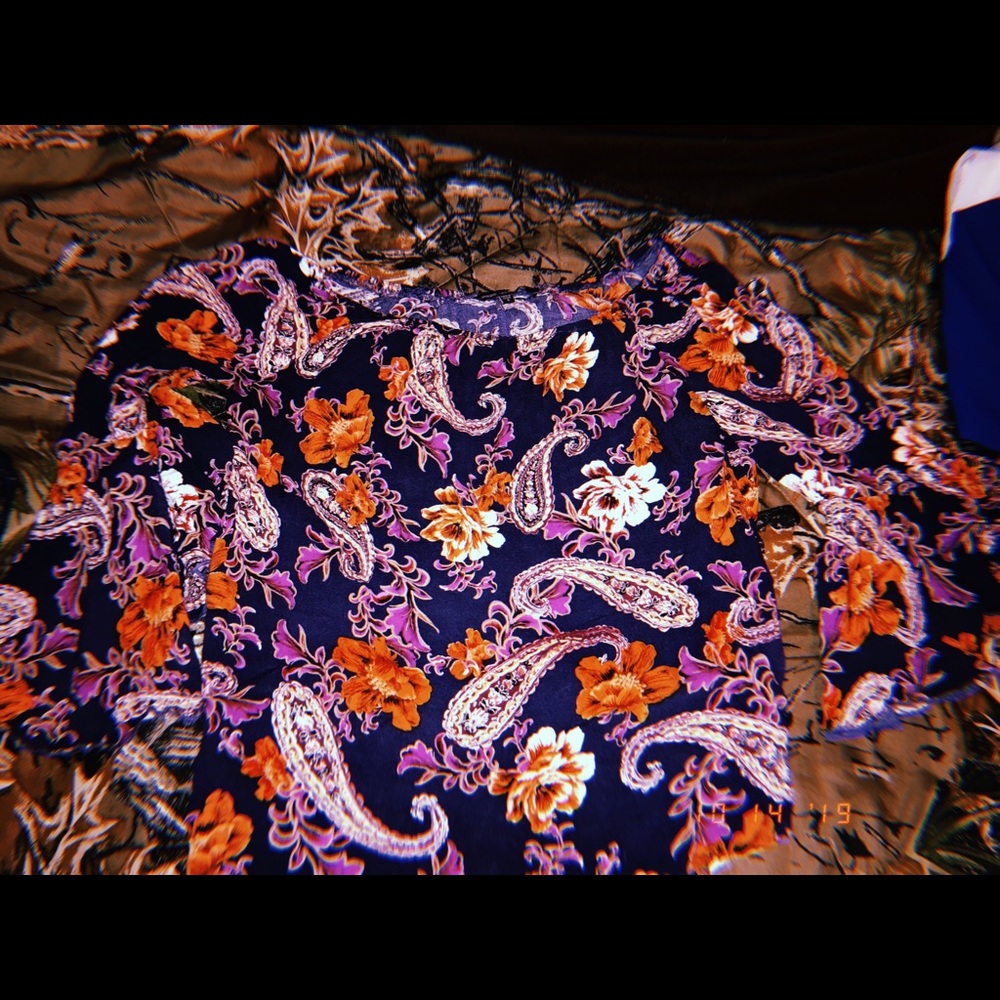 Designed shirts - Picture 6 of 6